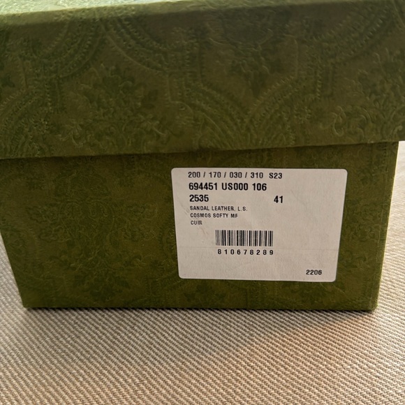 GUCCI WOMEN'S LEATHER SLIDE SANDAL WITH INTERLOCKING G - Picture 4 of 6